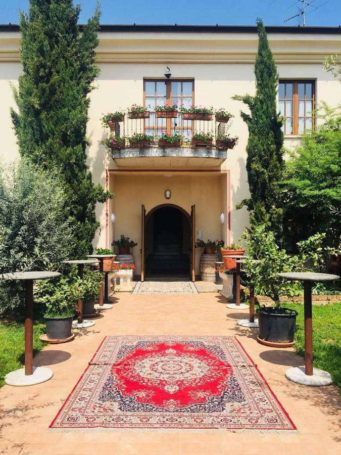 Agriturismo Mulino Bianco 로나토 외부 사진