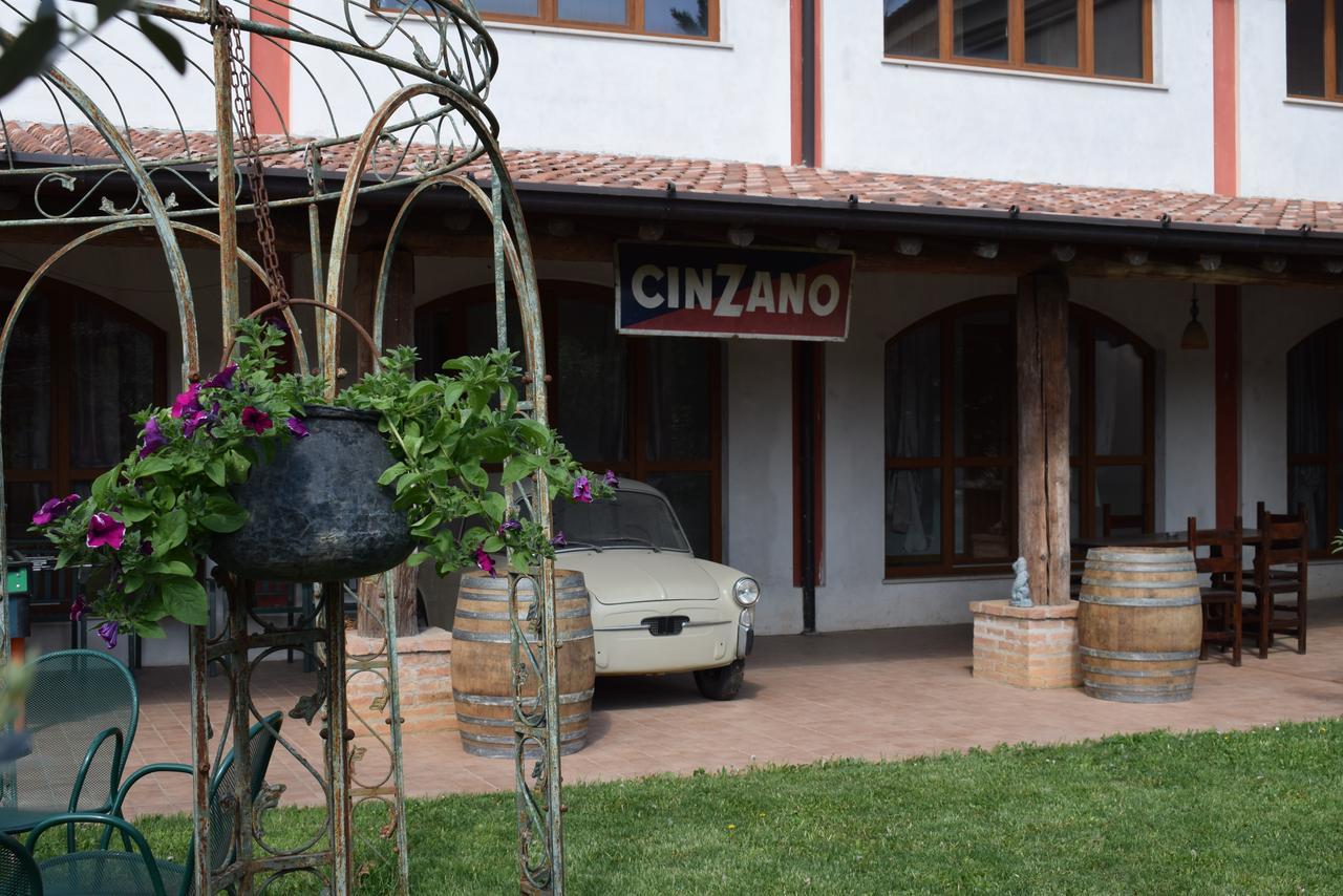 Agriturismo Mulino Bianco 로나토 외부 사진