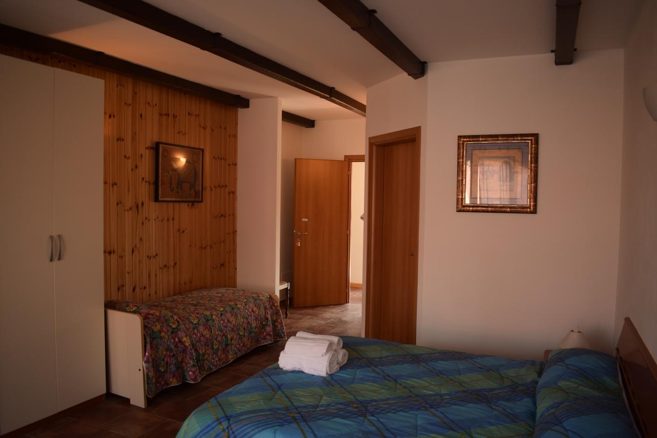 Agriturismo Mulino Bianco 로나토 외부 사진