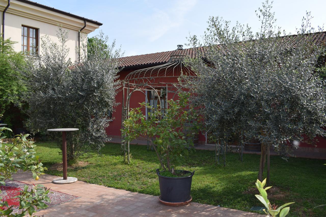 Agriturismo Mulino Bianco 로나토 외부 사진