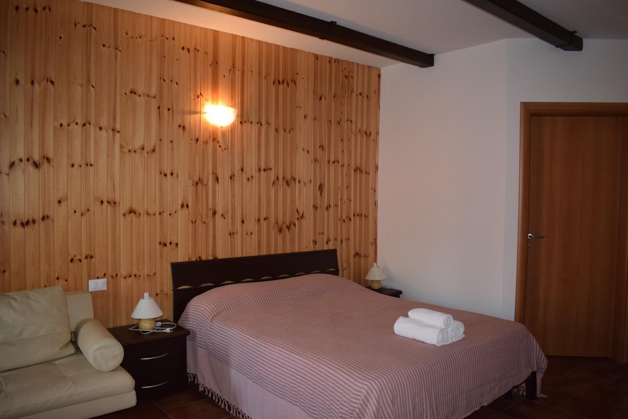Agriturismo Mulino Bianco 로나토 외부 사진
